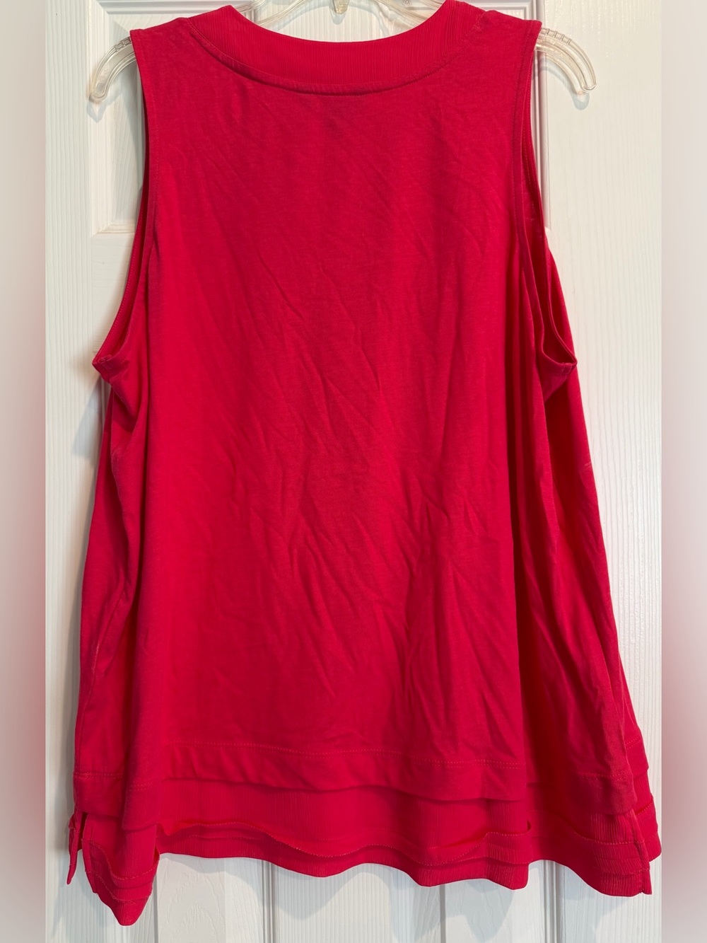 Banana Republic Sleeveless V-Neck Top - Pink - Picture 2 of 4
